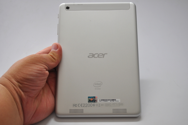 Acer Iconia A1-830 4.jpg
