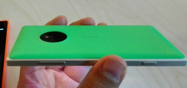 Nokia Lumia 830 hands-on 2.jpg