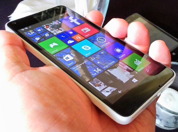Hands-on with the Microsoft Lumia 640