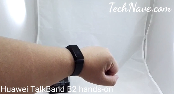Huawei TalkBand B2 hands-on video