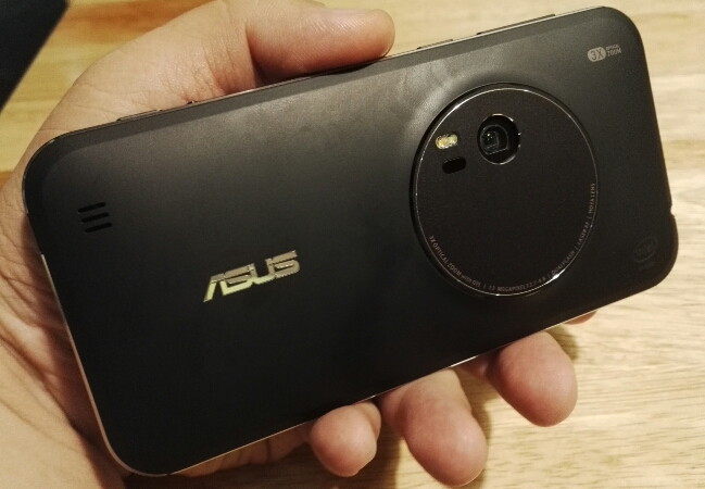 ASUS ZenFone Zoom hands-on pics, coming to Malaysia for around RM1.6K?