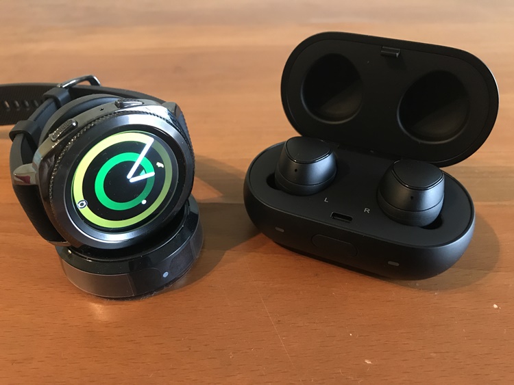 Samsung GearSport and Gear IconX first impressions