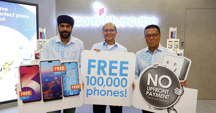 Celcom is raining down 100,000 free smartphones for 101 days