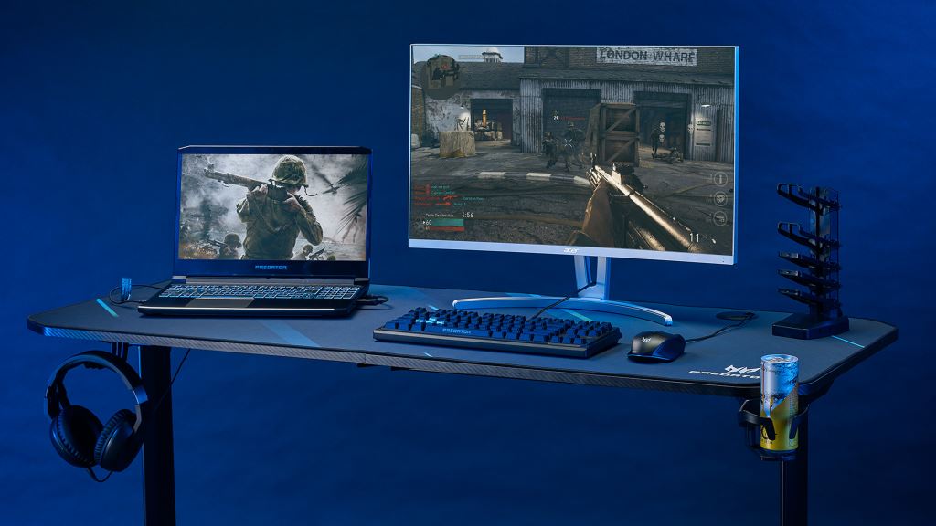predator_gamingdesk.jpg