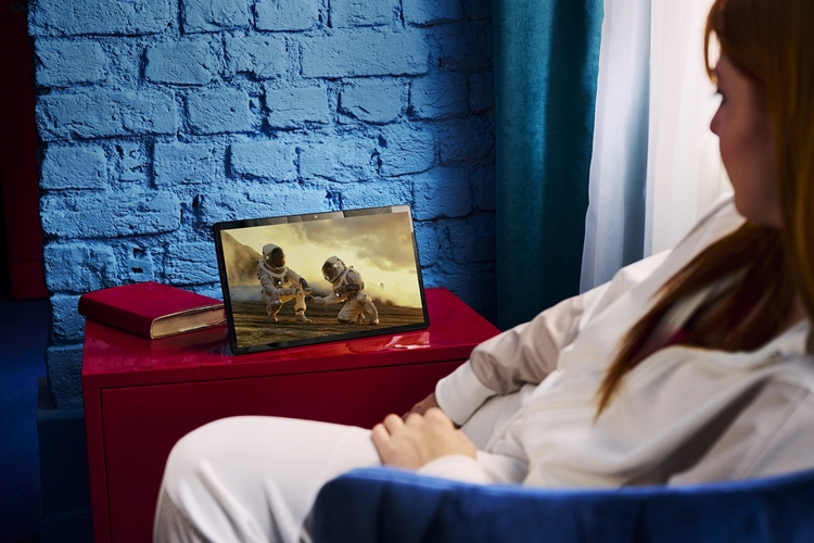 ASUS Vivobook 13 Slate OLED 3.jpg