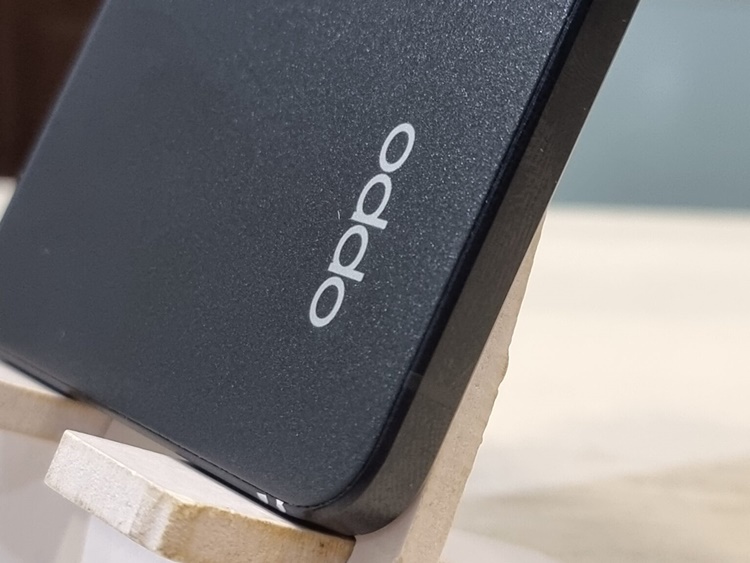 Oppo Reno6 5G in review: High-quality mid-range smartphone -   Reviews