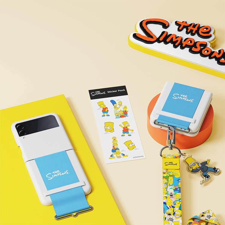 PR_Samsung x Disney_Galaxy Z Flip3 5G_The Simpsons Set.png