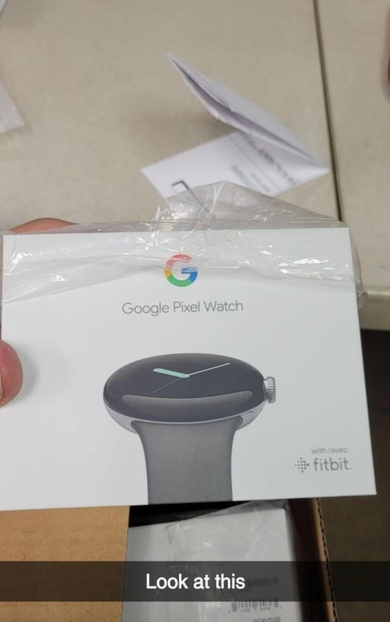 Google Pixel Watch box 1.jpg