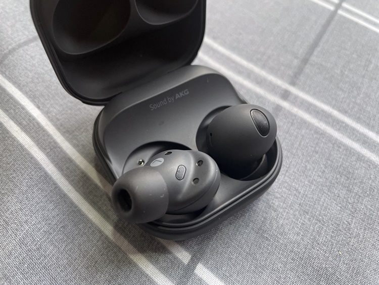 Samsung Galaxy Buds 2 Pro review - a specialised pair of buds for ...