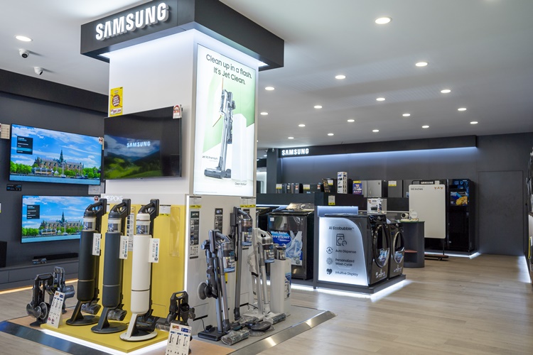 Samsung Consumer Electronics Experience Store FOTOCHARLIE Yong Peng_1.jpg