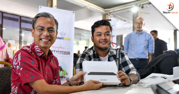 KKD: 33,540 PerantiSiswa tablets distributed via 31 centres nationwide since 17 February