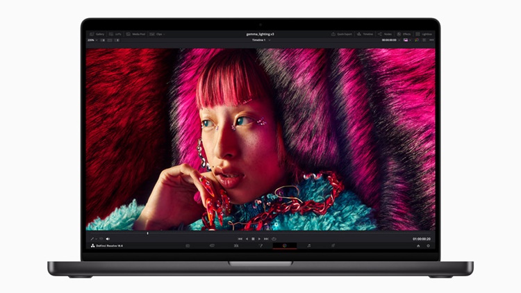 Apple-MacBook-Pro-Liquid-Retina-display-DaVinci-Resolve-231030_big.jpg.large.jpg