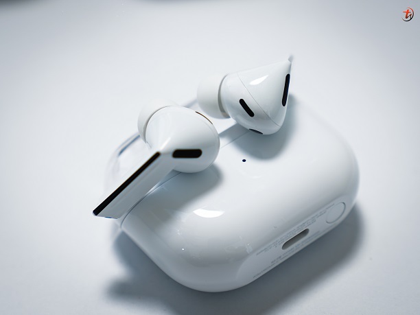 buds3pro_white.jpg