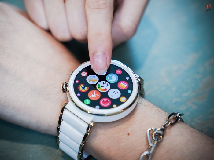 watch5pro_ceramic.jpg