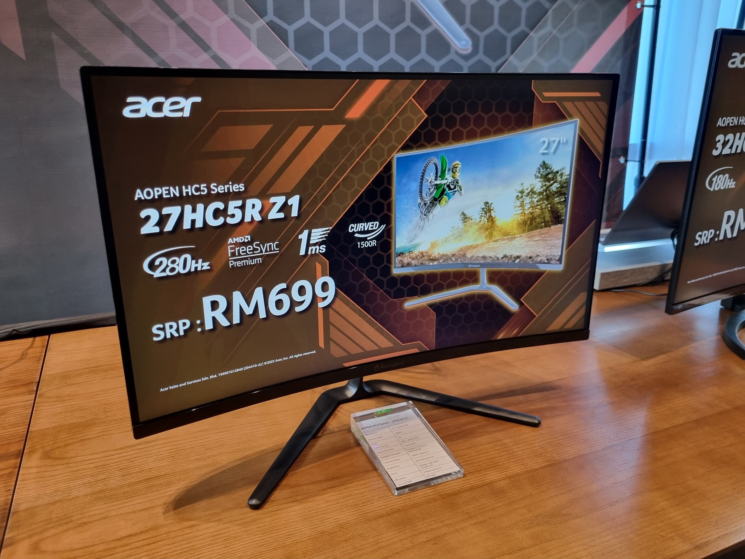 aopen27hc5r_z1.jpg