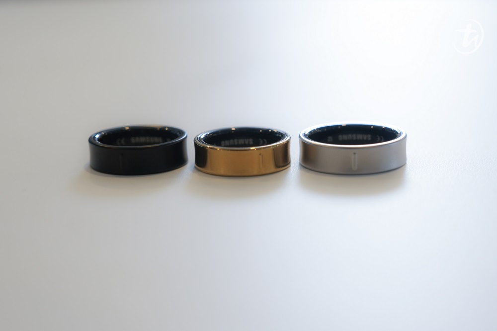 galaxyring_titaniumcolours.jpg