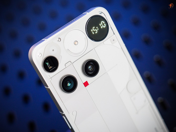 phone3_glyphmatrix.jpg