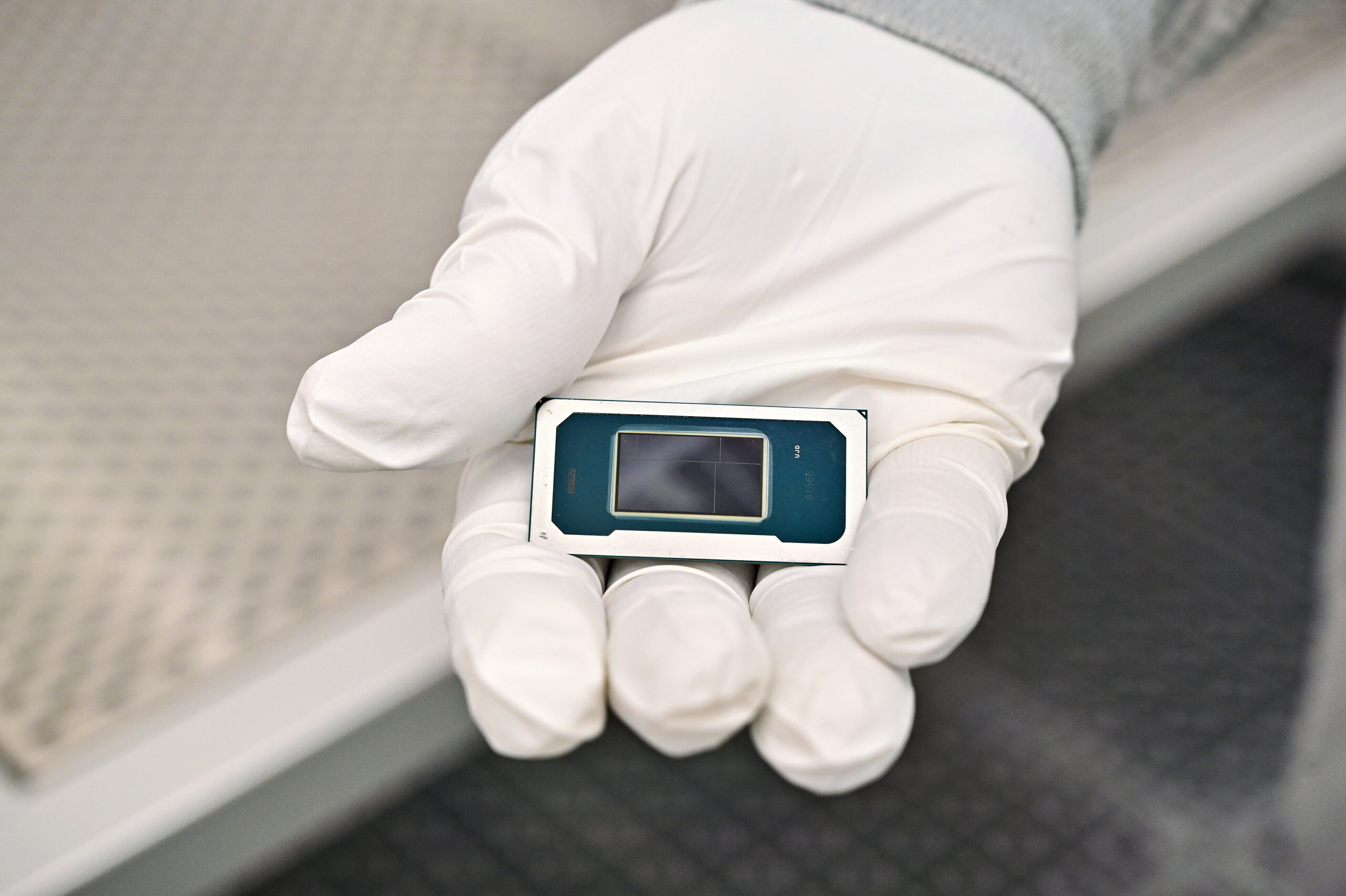 gloved-hand-intel-core-ultra-series-3-scaled.jpg