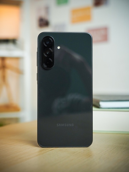 galaxya36_rear.jpg