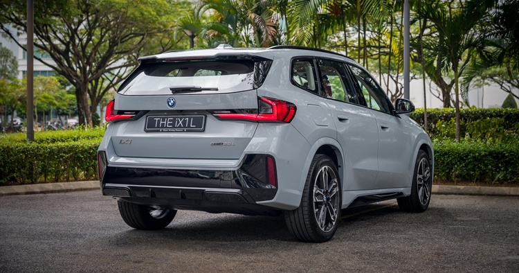 04. All-New BMW iX1 eDrive20L M Sport.jpg