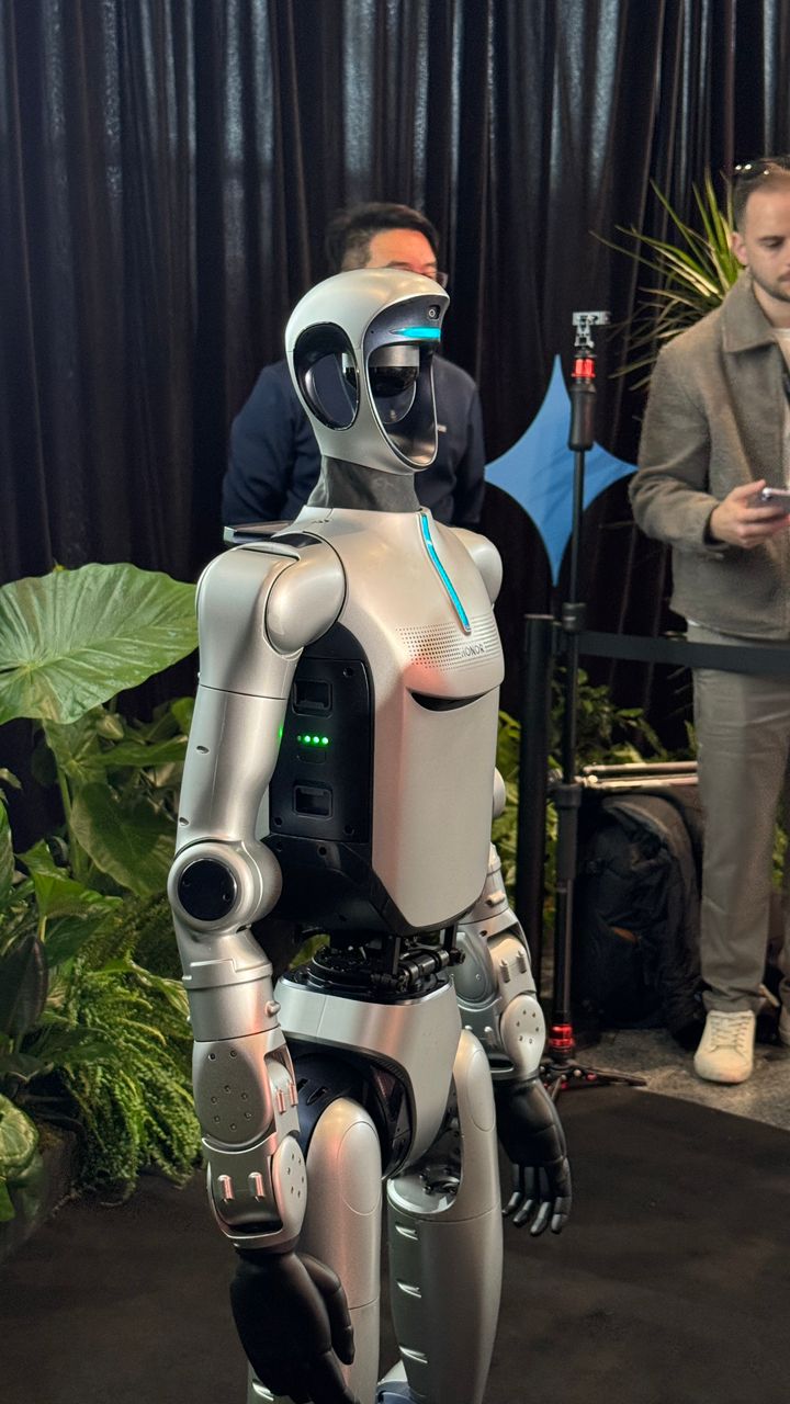 honorrobot.jpeg