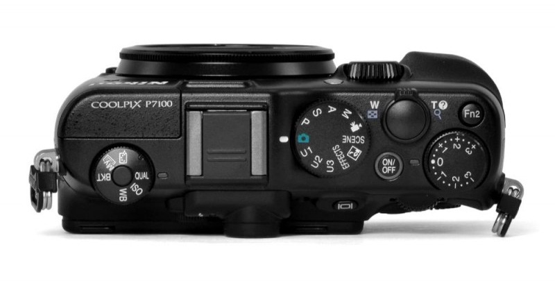 nikon-coolpix-p7100-digital-camera-review-top-controls-800x600.jpg