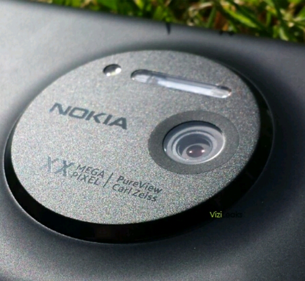 Rumours: Leaked Nokia EOS Photos Appear