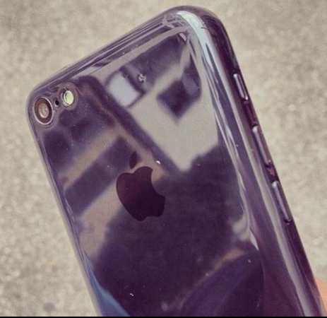 Rumours: Black Apple iPhone 5C appears