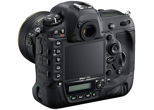 Nikon D4S 2.jpg