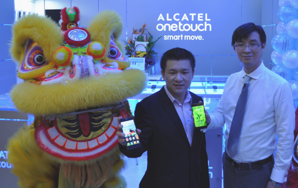 Alcatel OneTouch Concept store 2.jpg