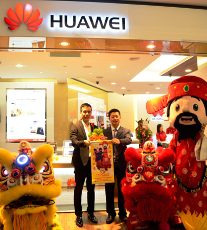 Huawei Third store photo 1.jpg