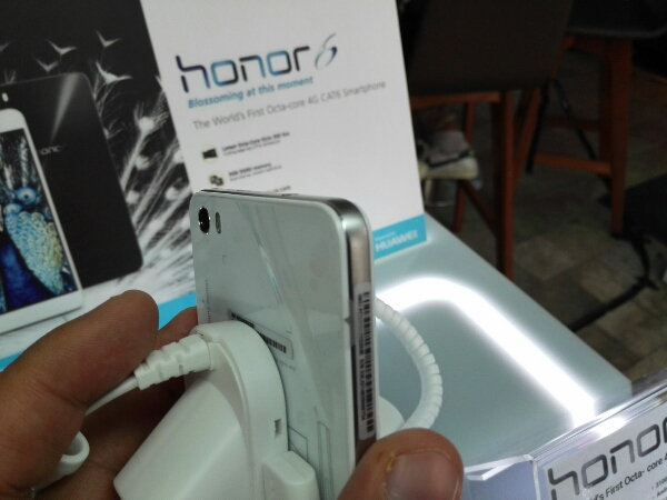 Huawei Honor 6 hands-on 5.jpg