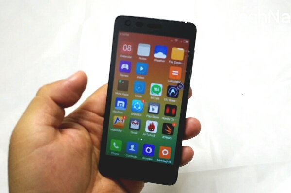 Xiaomi Redmi 2 hands-on video
