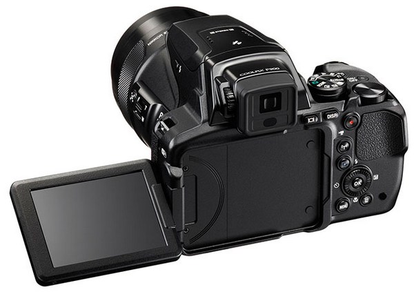 Nikon Coolpix P900 has an incredible 83x zoom