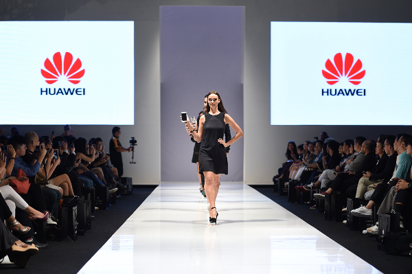 Huawei collaborates with KL Fashion Week with Huawei P8