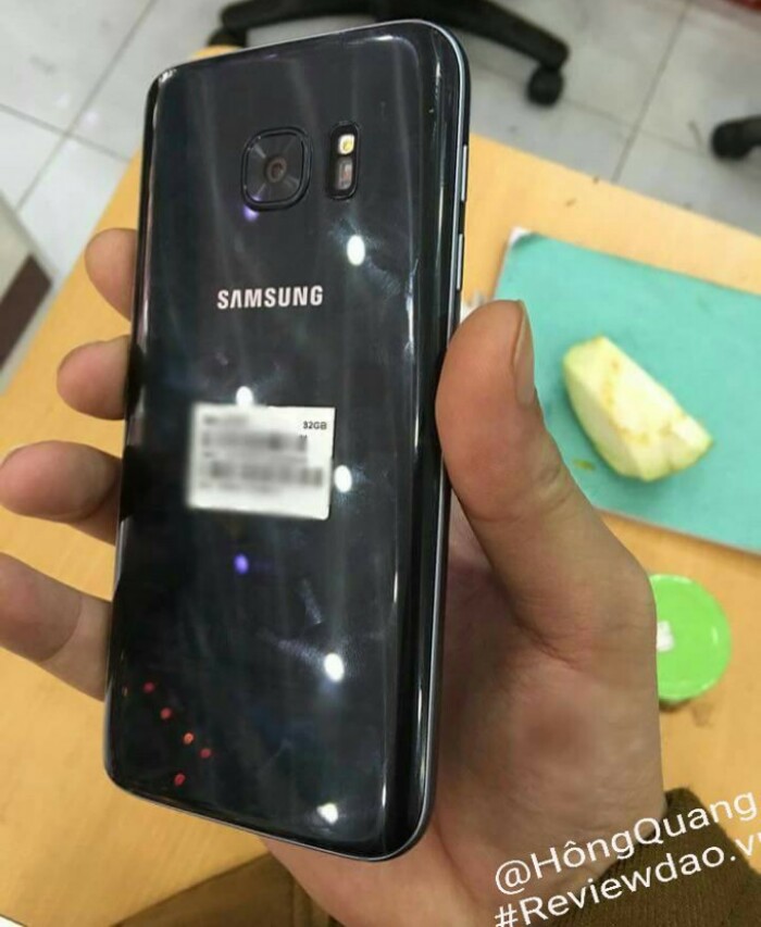 Rumours: Actual Samsung Galaxy S7 spotted?