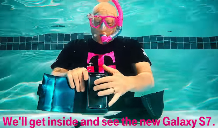 Samsung Galaxy S7 goes underwater for unboxing and first impressions video