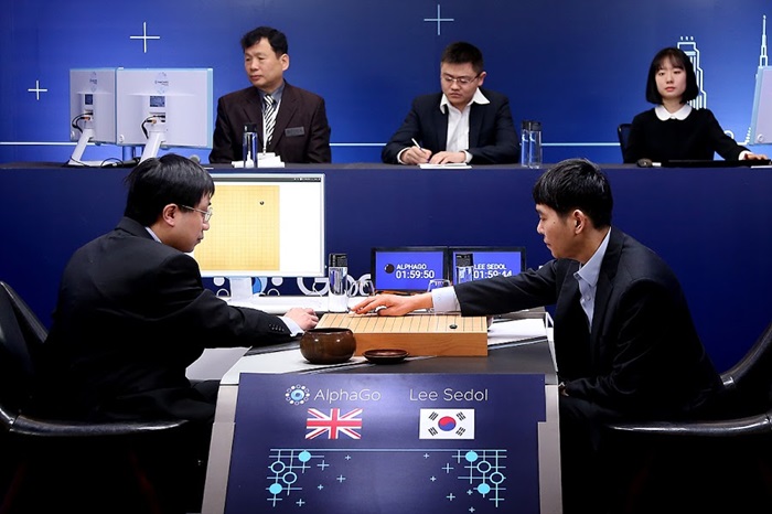 Day 2, Google DeepMind's AlphaGo beats Lee Sedol again in game 2