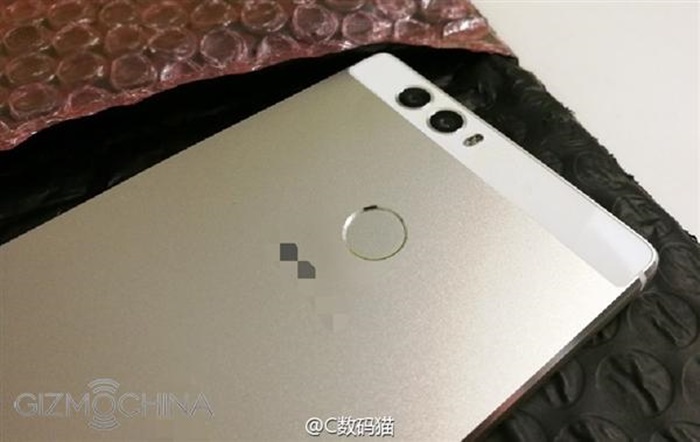 Rumours: Leaked Huawei P9 model images confirming dual lens camera?