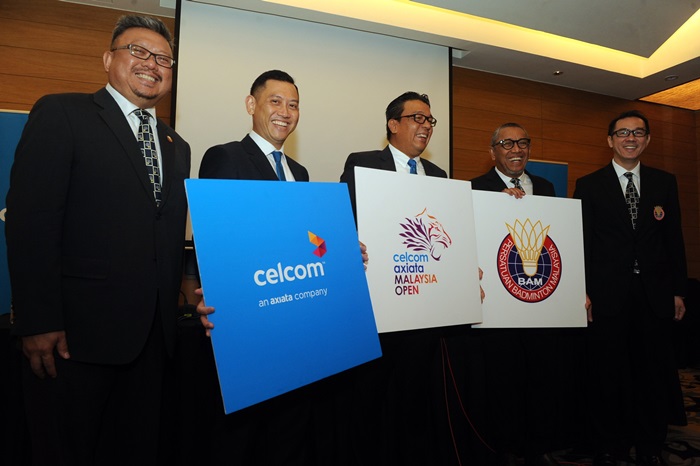 Celcom signs on as the main sponsor for the Badminton Association Malaysia (BAM)