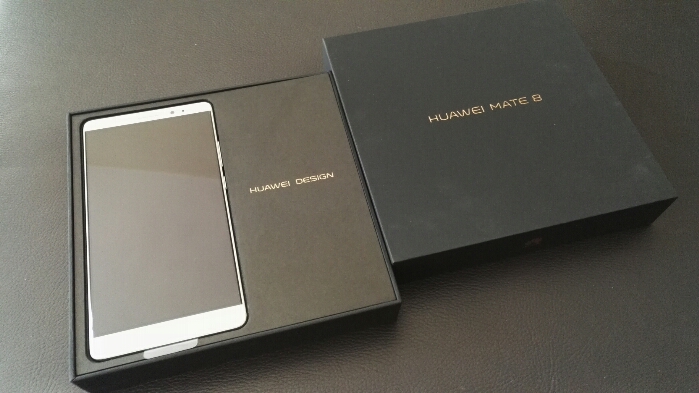 Find out what else comes with the Huawei Mate 8 in this unboxing video
