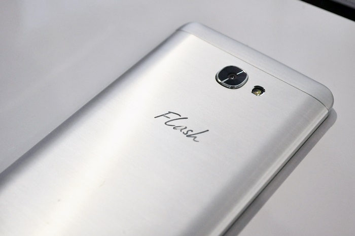 Flash Plus 2 with Flash Charging, HiFi tech + MIX player, unique fingerprint feature just for RM599