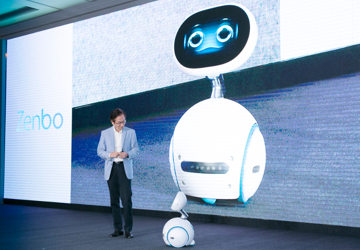 ASUS ZenBo voice-controlled robot butler also announced for $599 (RM2472) with ASUS Smart Home