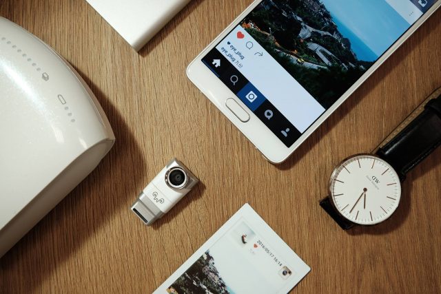 Turn your USB Type-C equipped smartphone into a 3D camera with the Eye-Plug