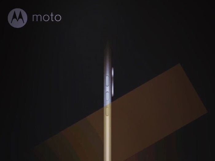 moto-z-render-leakcover.jpg