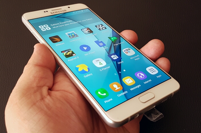 Samsung Galaxy A9 (2016) review 