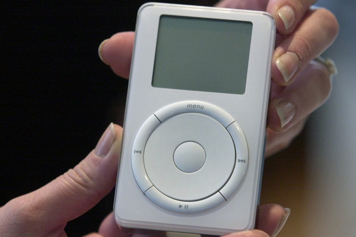 The iPod gets a makeover: a review of the iPod nano and iPod