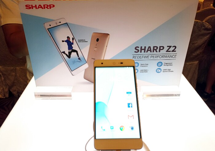 Check out the SHARP Z2, M1 and Robohon with these hands-on videos and tech specs