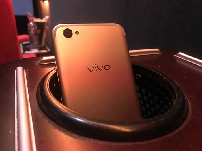Dual front camera Vivo V5Plus to start selling officially tomorrow for RM1799 in Malaysia