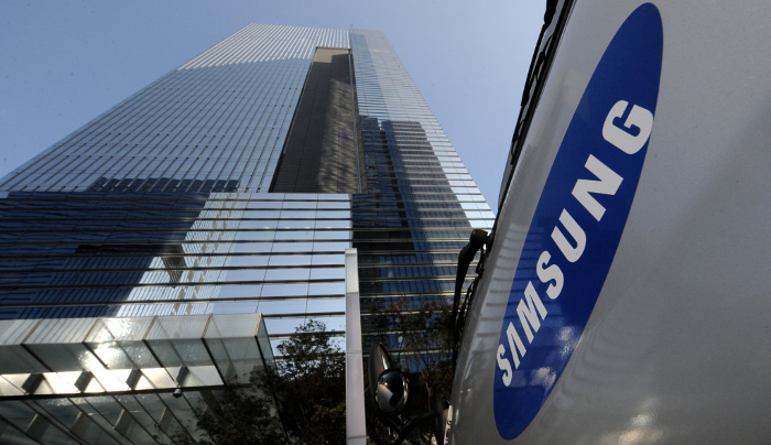 Samsung building and logo.jpg